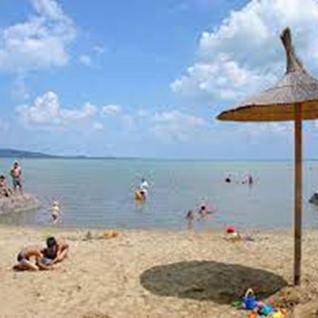 Villa Marion Кестхей Экстерьер фото